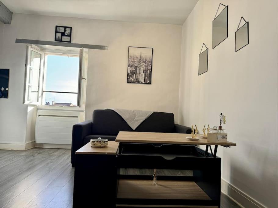 Isval Wifi-Hyper Centre Cognac Apartment Exterior photo